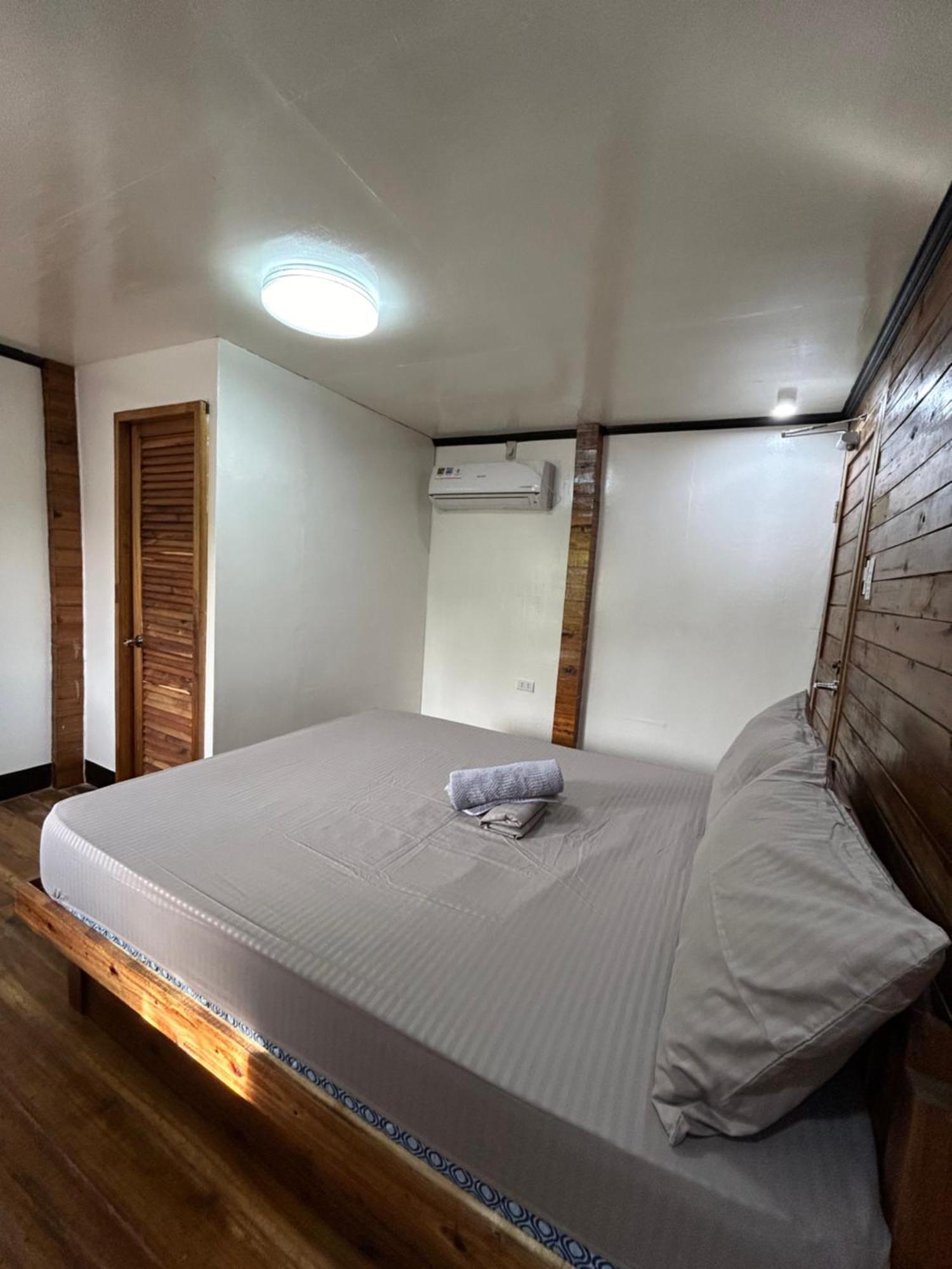 Islanders Hostel Port Barton San Vicente  Extérieur photo
