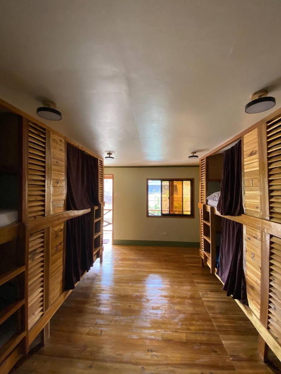 Islanders Hostel Port Barton San Vicente  Extérieur photo